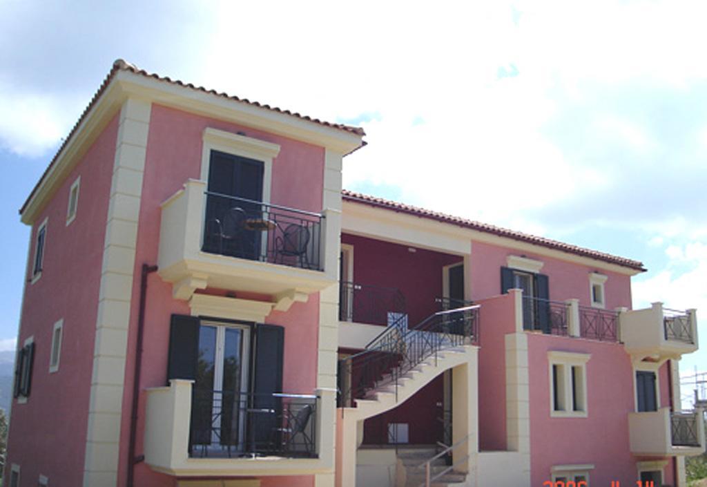 Kolona Apartments Lixouri Luaran gambar